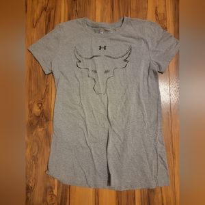 Under Armour Iron Paradise XS bull shirt